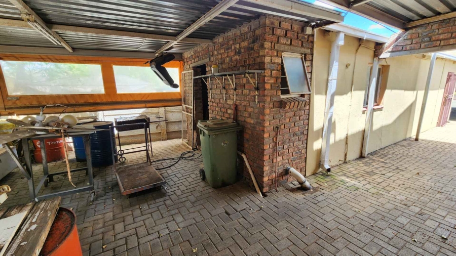 3 Bedroom Property for Sale in Generaal De Wet Free State